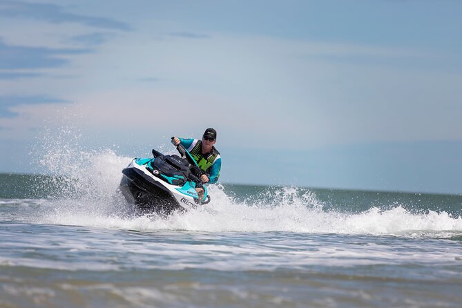 1-Hour Thunderball WWII Adventure Jet Skiing in Darwin - Spotting Hidden By The Sea: Darwin’s shipwreck search