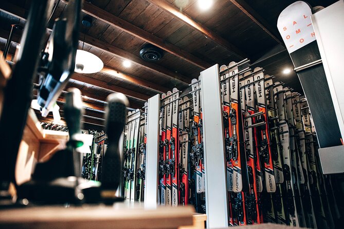 Adult and Youth Snowboard Rental Packages in Breckenridge - Meeting point at 400 North Park Ave: what to expect on pickup day