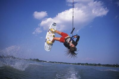 Aruba Water Skiing or Wakeboarding - Choose Your Sport: Waterskiing vs Wakeboarding vs Kneeboarding