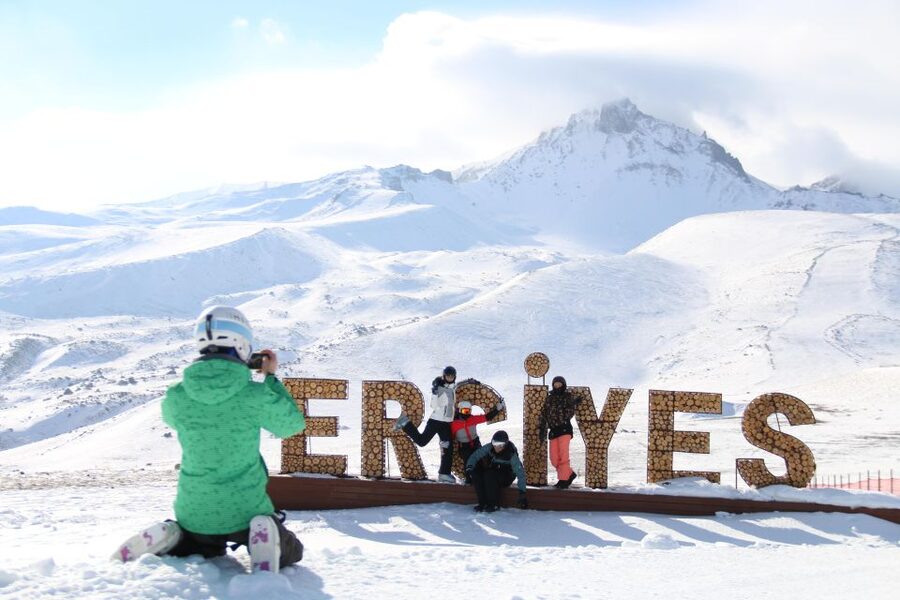 Cappadocia: Mount Erciyes Skiing and Snowboarding Tour - Getting picked up early: Cappadocia to Kayseri’s ski mountain
