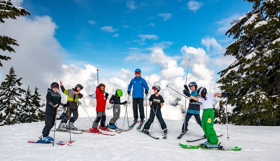 Cappadocia: Mount Erciyes Skiing and Snowboarding Tour - Lunch, plus sledding and snow alternatives for non-skiers