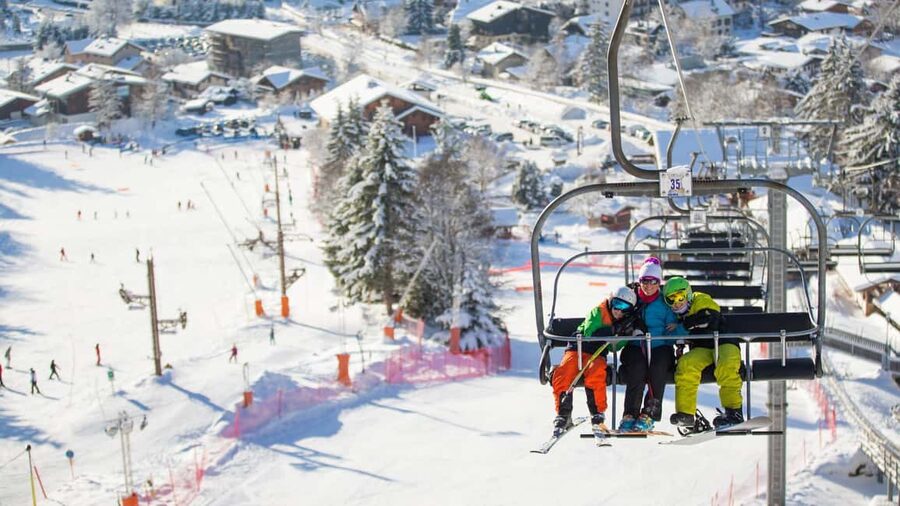 Chamonix: Private 1st Ski Lesson with Equipment and Clothing - Key points at a glance