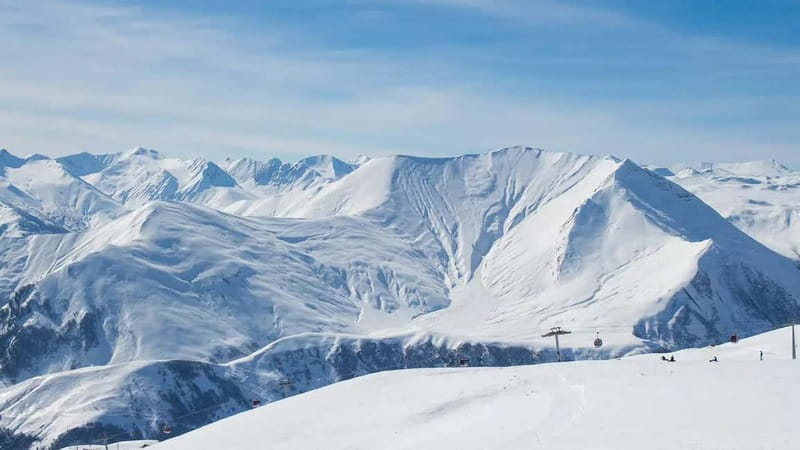 Gudauri: Individual and Group Ski Lesson - Gudauri at 3,200m: the altitude makes the lesson better