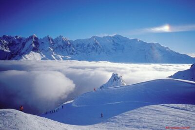 (KTG114) - Chamonix Skiing day from Geneva - The Morning in Geneva: Your 8:30am Start