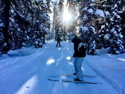 Lake Louise: Cross Country Skiing Lesson with Tour - Morning setup at the bench: waivers, forms, and orientation