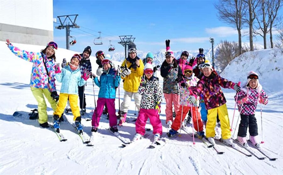 Mt. Fuji Skiing Experience- YETI Ski Resort & Onsen Day Trip - YETI Ski Resort at about 1,400 meters: what it’s really like