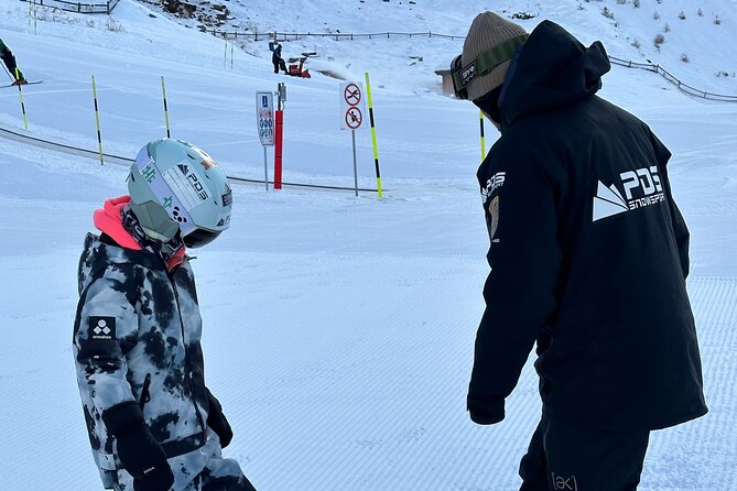 Private Snowboarding Lessons - 3 Hours Zermatt - English coaching and meeting-point ease