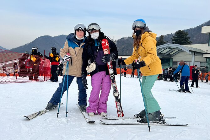 Seoul to Jisan Ski Resort (Fun 1 Day Trip Winter Sports & Skiing) - After skiing: a quick ginseng museum stop in Jongno-gu
