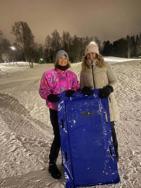 Tromsø: Snow Sledding, Mini Skiing, Lasso and Reindeer Hides - How the 105 Minutes Usually Feel: Sled Runs, Skills, and a Fire-Warmed Reset